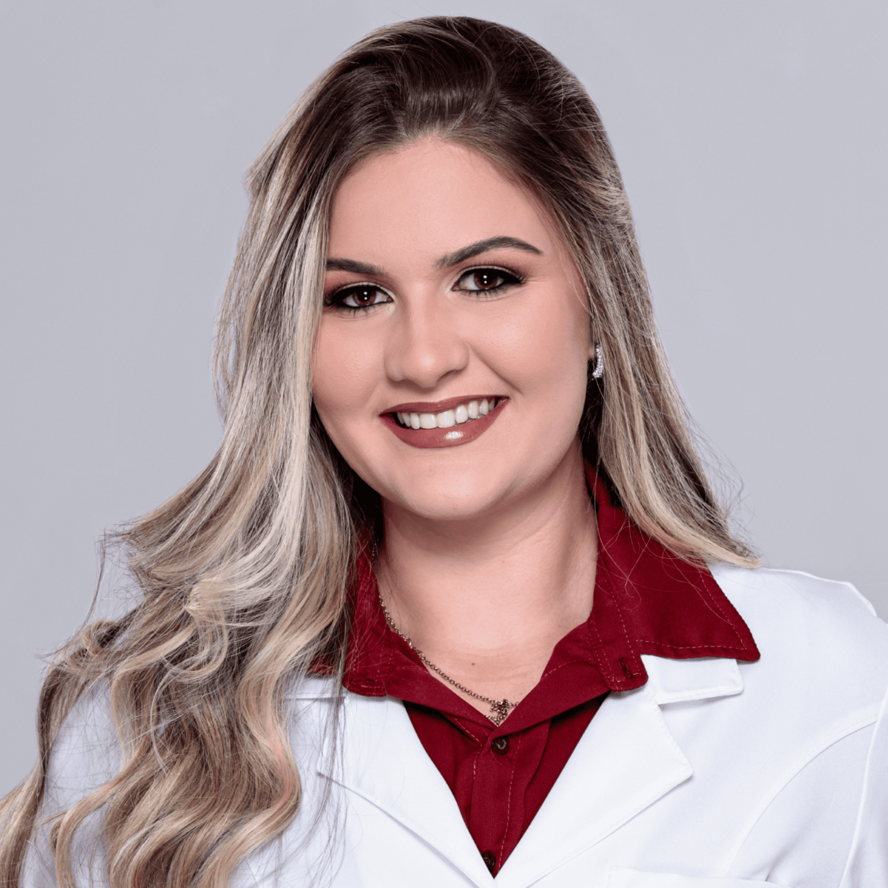 Dra. Julia Ferreira